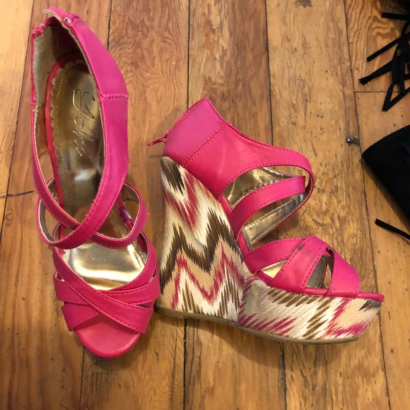 Heels - Picture 2 of 3